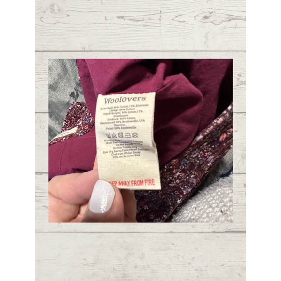 EUC Women's WoolOvers Burgundy Floral Cord Knee Length Straight Skirt Size 14 - Picture 9 of 9